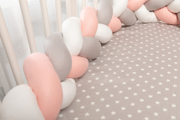 reducteur-de-lit-bebe-rose-blanc-gris-estherbebe